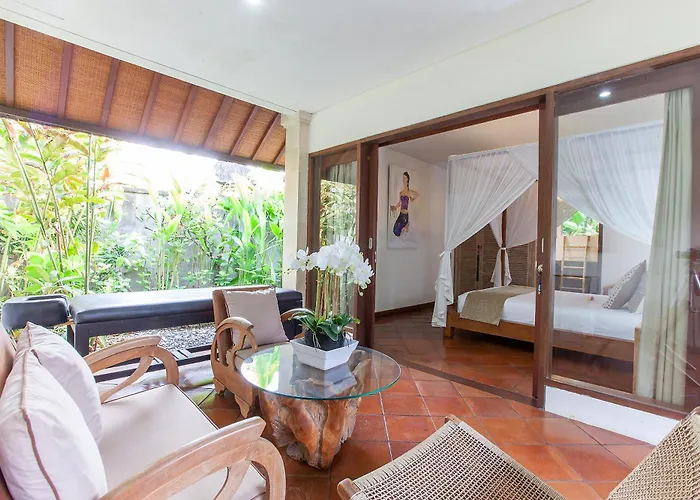 Spacious 4br Private Estate W-big Garden And Pool