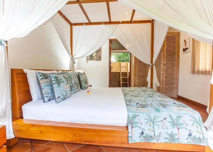 Villa Spacious 4br Private Estate W-big Garden And Pool *