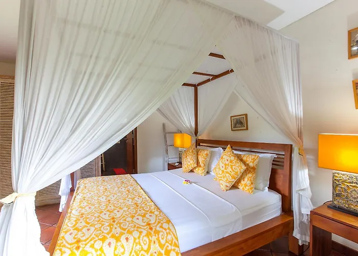 Spacious 4br Private Estate W-big Garden And Pool Villa *