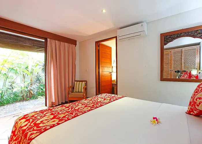 Spacious 4br Private Estate W-big Garden And Pool Seminyak (Bali)