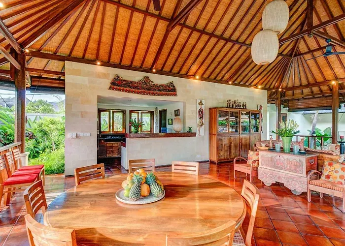 Spacious 4br Private Estate W-big Garden And Pool * Seminyak (Bali)
