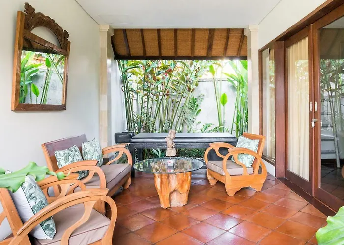 Spacious 4br Private Estate W-big Garden And Pool Seminyak (Bali)